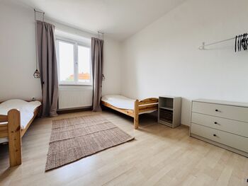 Nr. 1: Omas Hopfenstube Bild 1