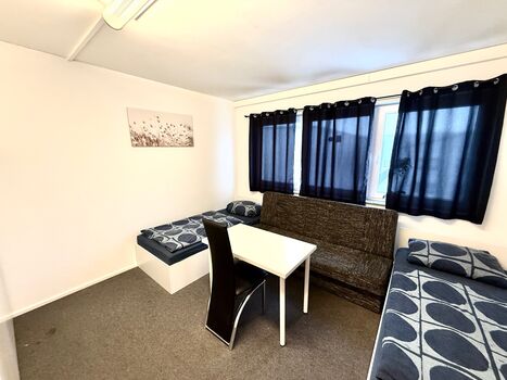 Mehrere DZ und EZ - Komplette Etage für Große Gruppen Bild 5