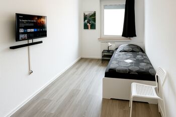 VAZ Apartments | Solingen | Haan | Hilden | 4-16 👨‍🔧 Foto 5