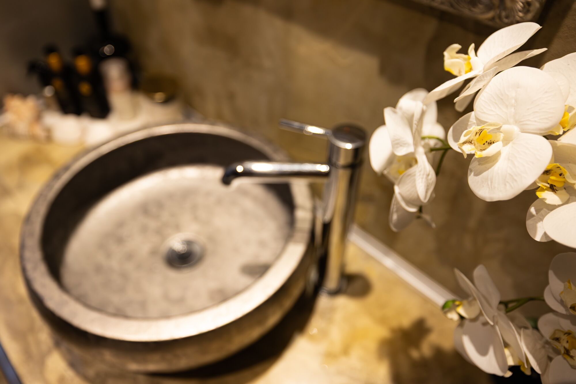 Bathroom: Washing Area, Consumables
