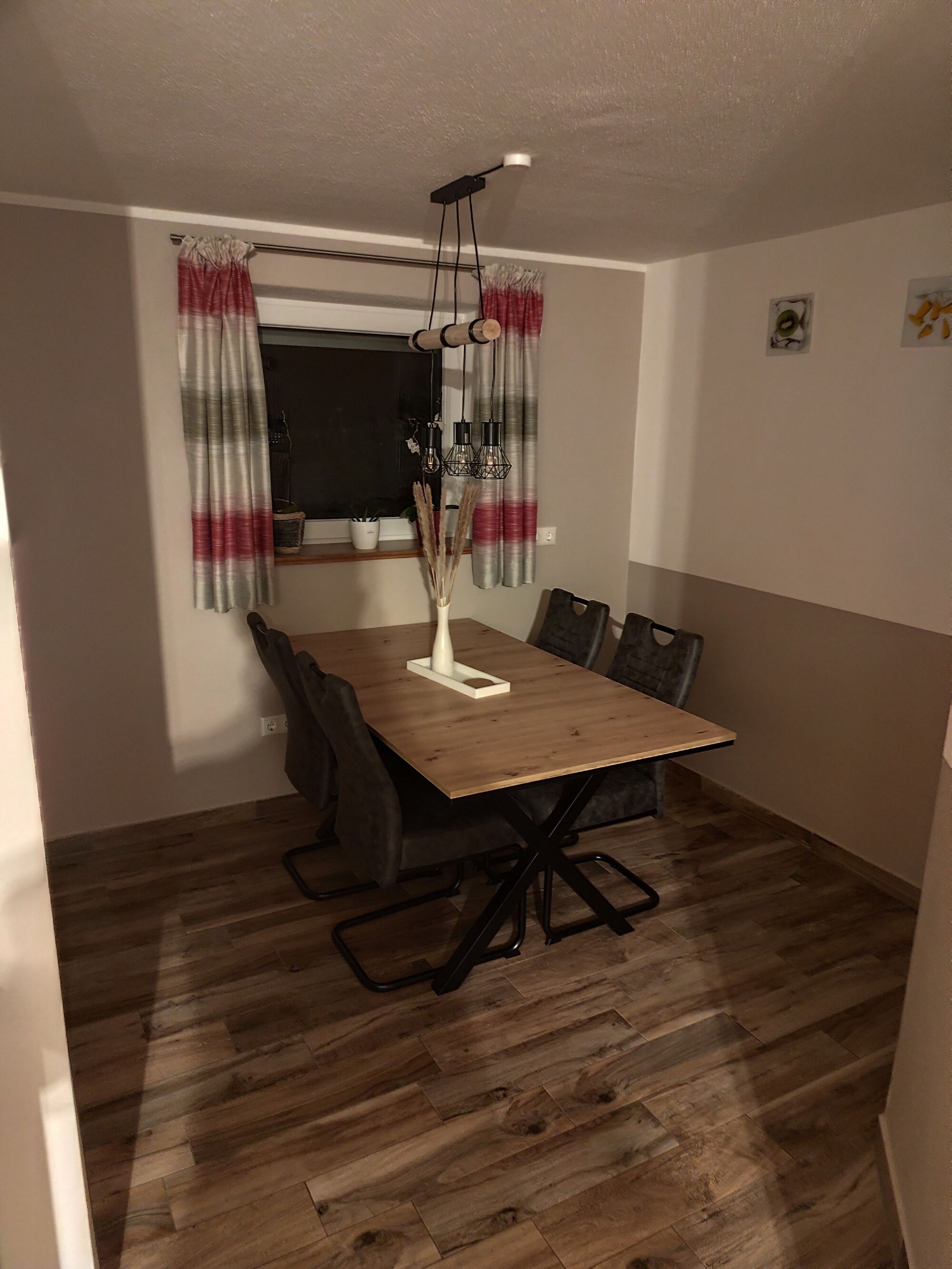 Esszimmer 