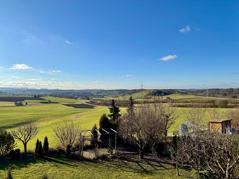 Großzügiges Apartment mit tollem Ausblick Foto 3