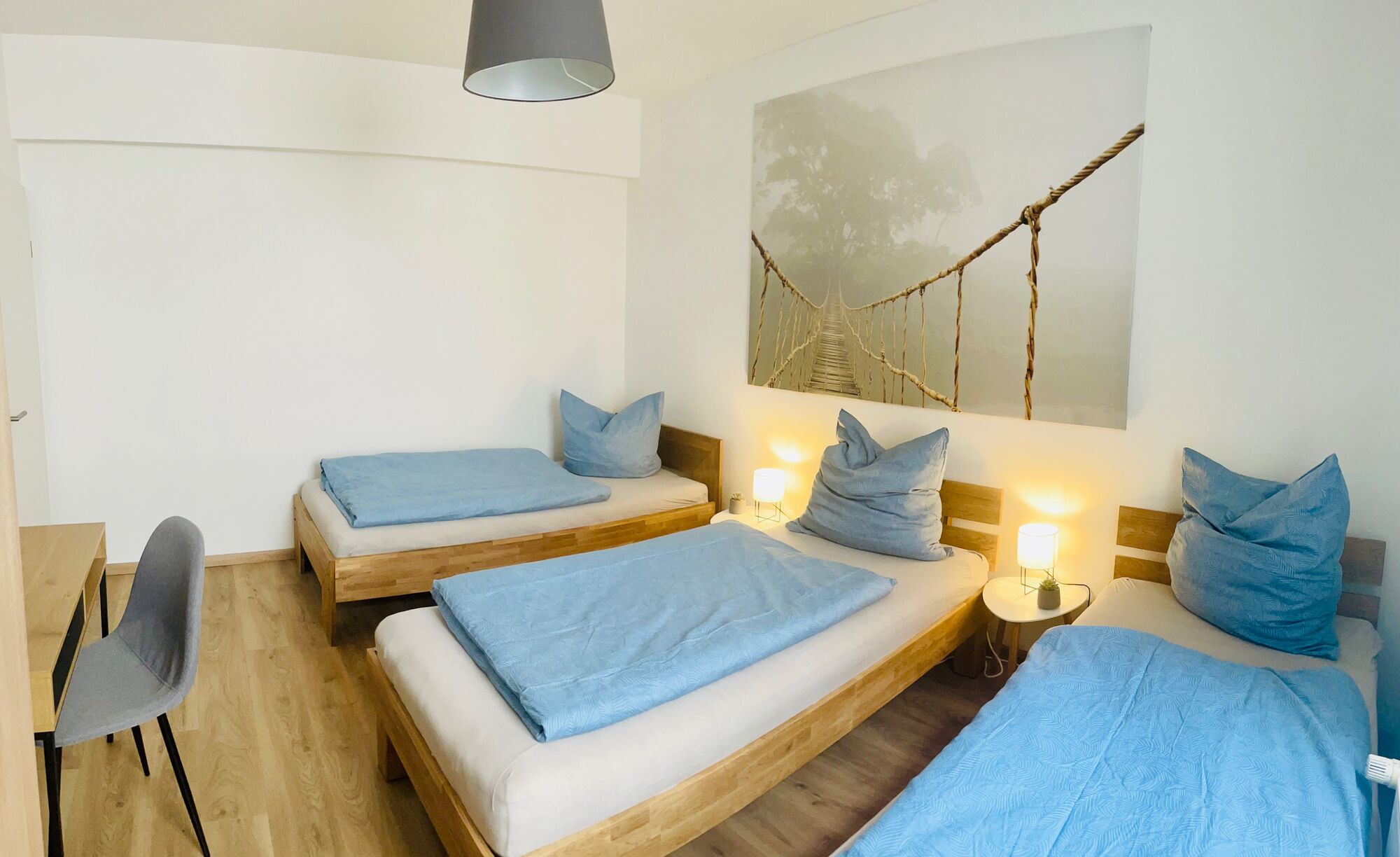 Schlafzimmer 1