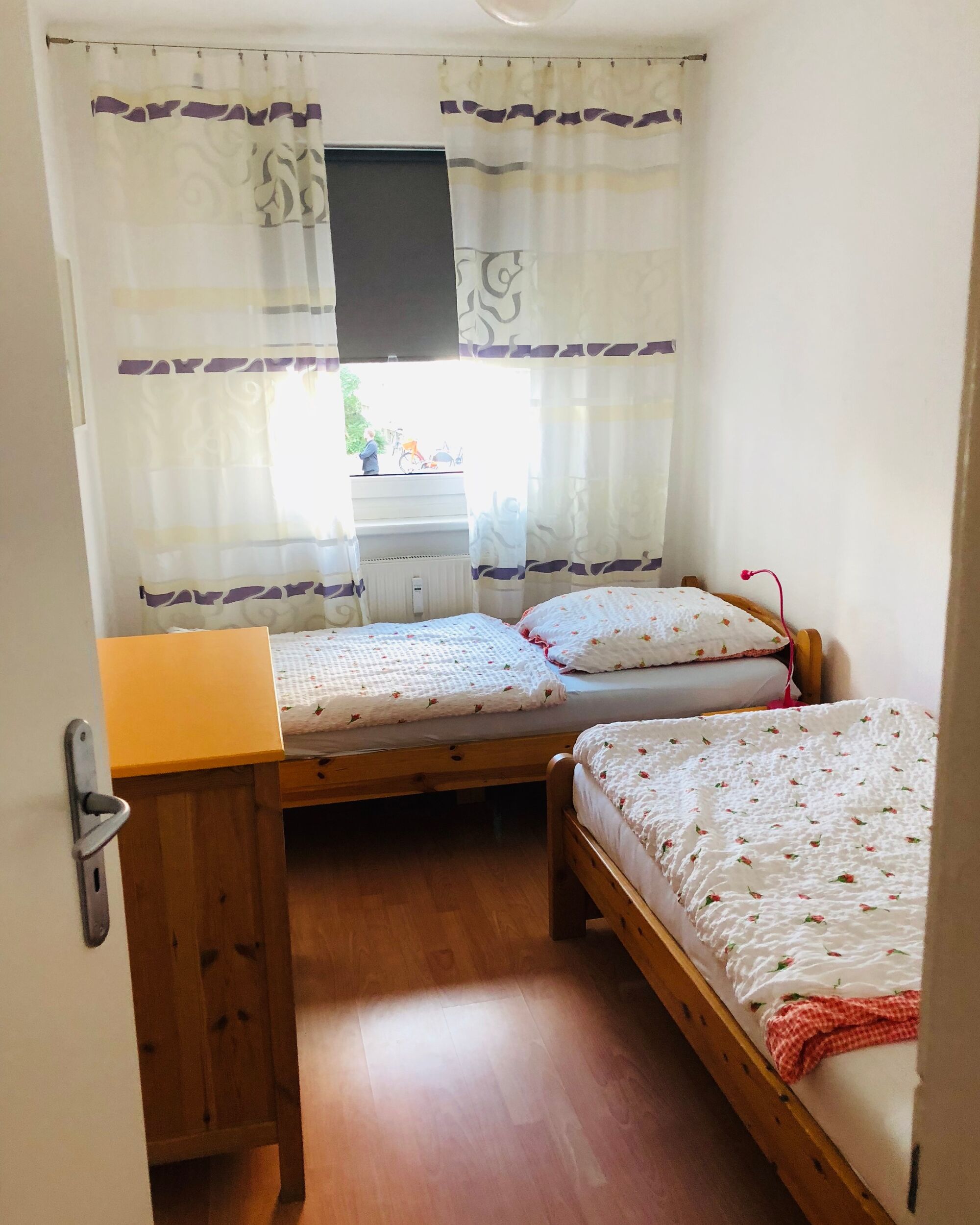 Schlafzimmer / Bedroom