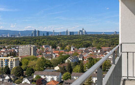 Ausblick vom Balkon auf Frankfurt