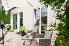 Neubau-Häuschen: Ruhig, Top-Ausstattung, Seezugang, Klima, Parkplatz Bild 4