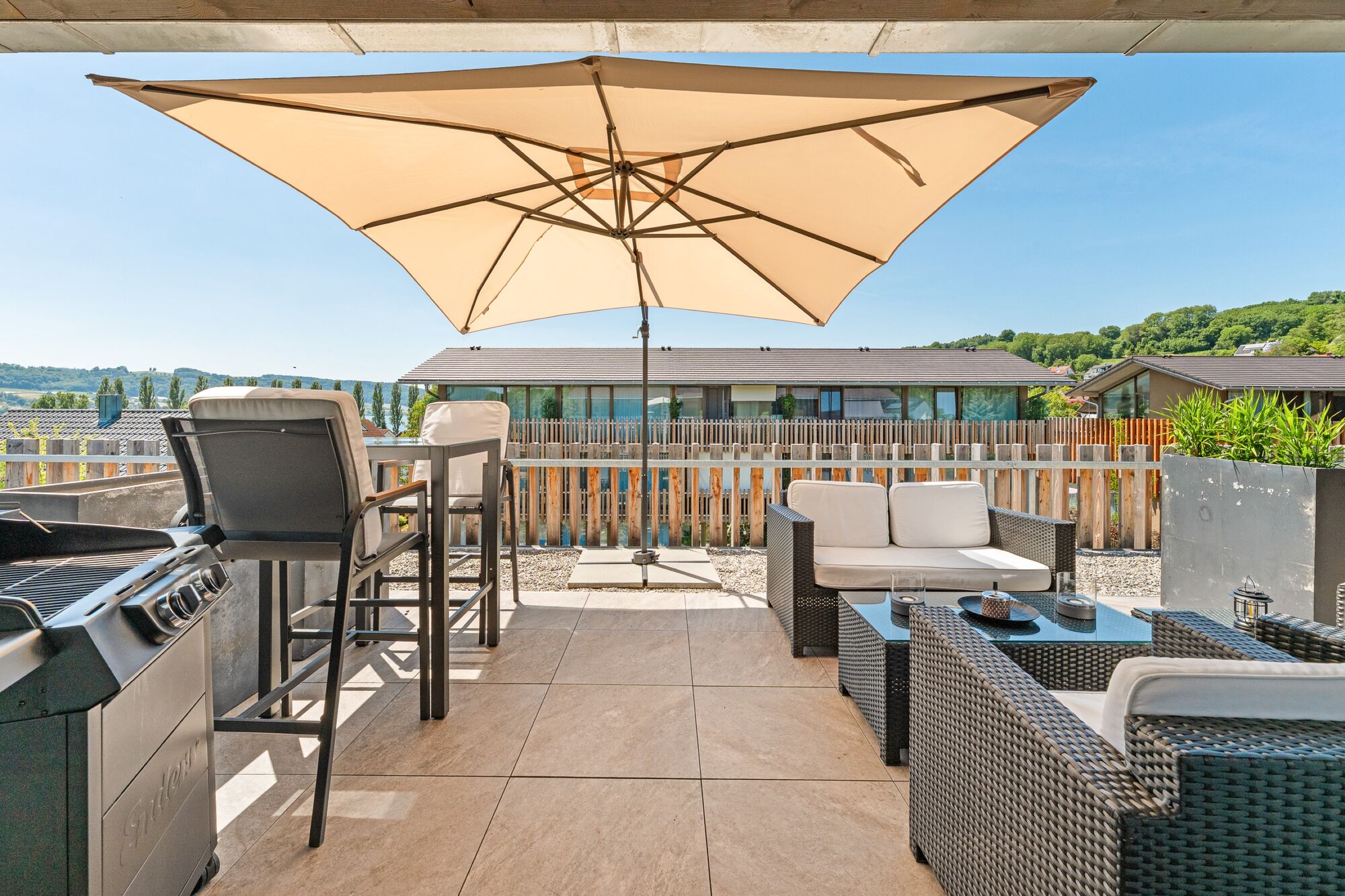 2x Terrasse: OG & EG