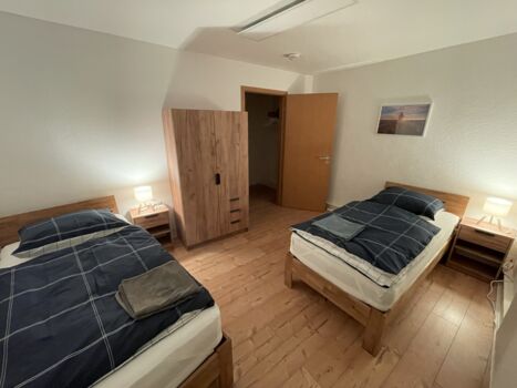 Schlafzimmer 2