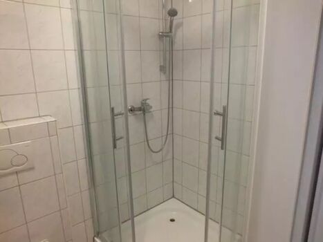 Gästezimmer / WG Team Bild 3