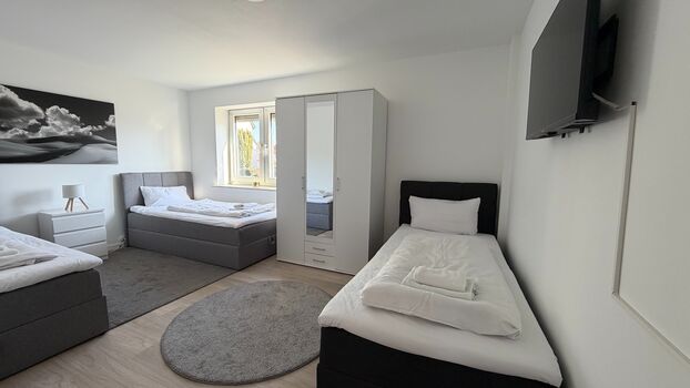 Maisonette-Wohnung für 7 Personen mit Garten & Bachlage Bild 2