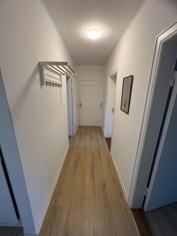 Geräumige 3-Zimmer-Wohnung mit Balkon Bild 3