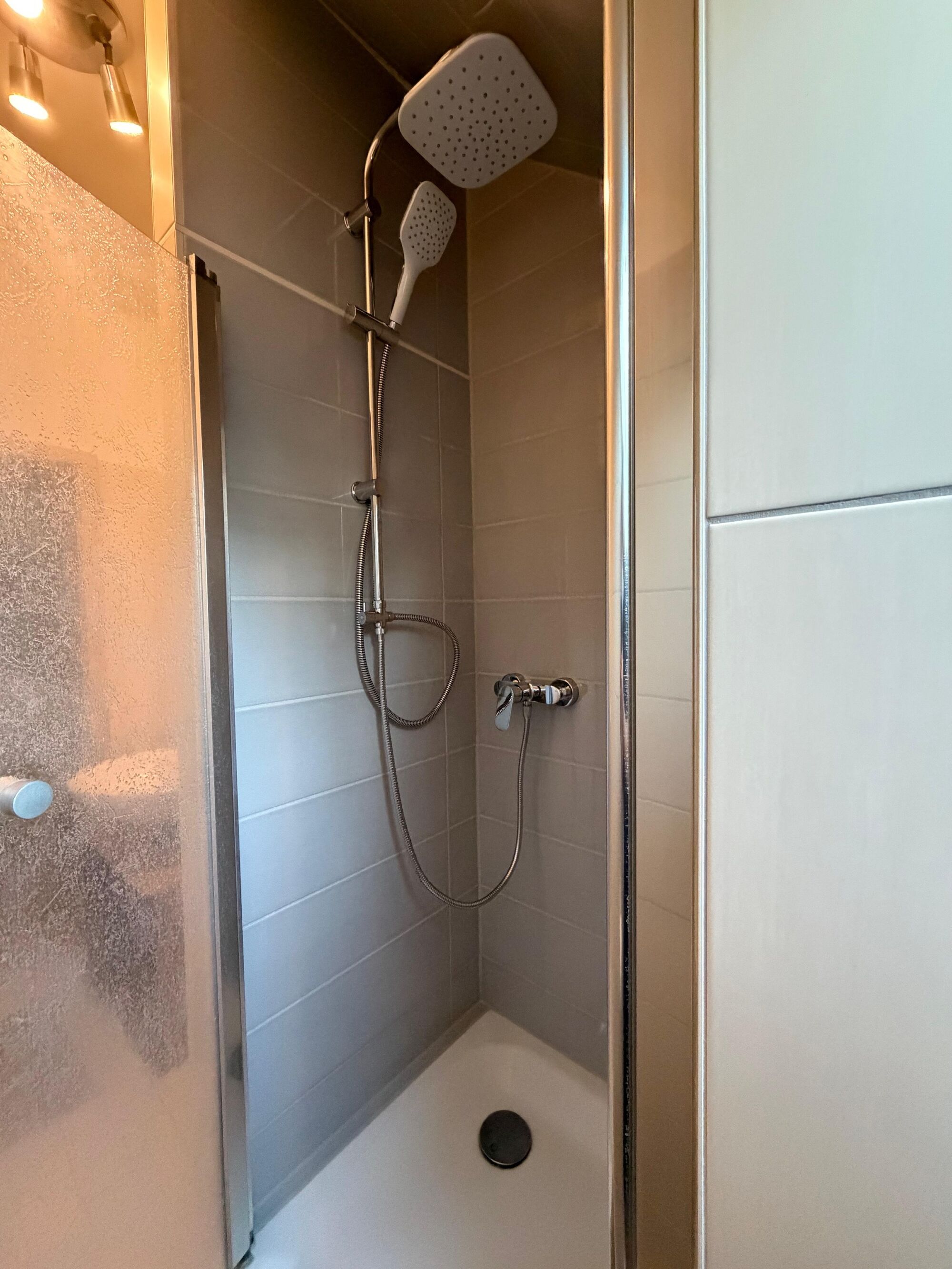 Dusche