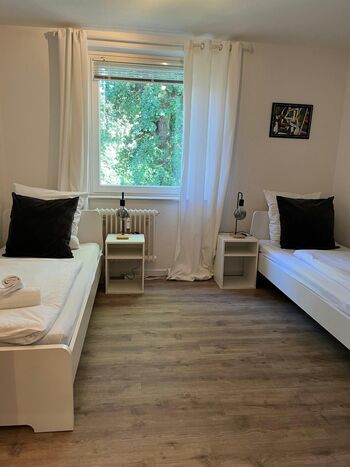 Gemütliche 6-Personen-Wohnung in Schenefeld Bild 1