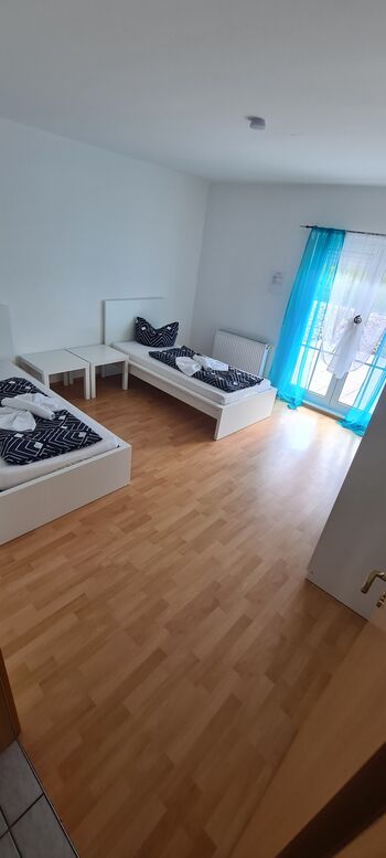 Zimmer/ Wohnungen / Häuser auf Zeit! Bild 4
