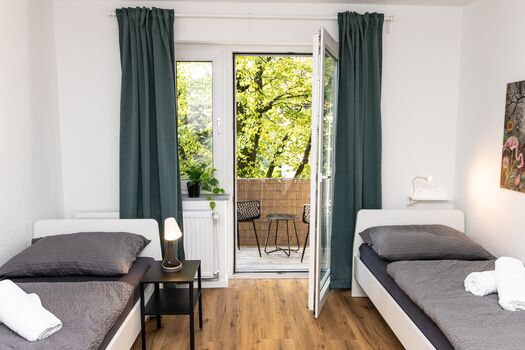 CosyHomes24 (GE09e) • Highspeed Wifi • Balkon • Stellplatz Bild 2