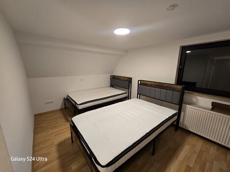 3- Bett-Zimmer DG