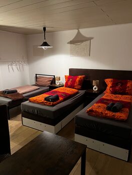 Cozy Apartment Hideaway -5 min zur Autobahn Bild 2