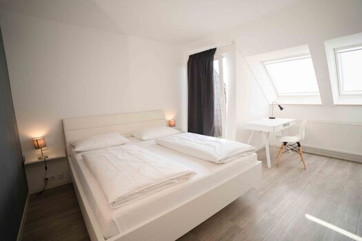 Doppelzimmer mit Balkon