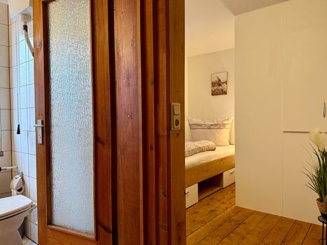 Flur UG mit Schlafzimmer 3