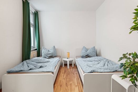 HomeRent in Apolda, Porstendorf und Umgebung Bild 1