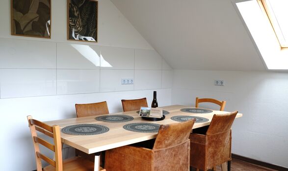 Küche für 6 Personen / Weinbergblick 3BR/2 BA