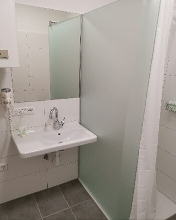 Guestroom in Wals Picture 2