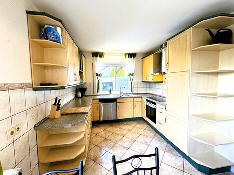 Apartmenthaus Siek - 3 große Wohnungen - je 4-5 Schlafzimmer Bild 2