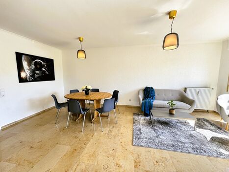 Apartmenthaus Siek - 3 große Wohnungen - je 4-5 Schlafzimmer Bild 3