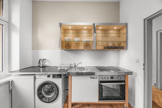 Zentrale Wohnungen mit Küche und Bad in Maxvorstadt Bild 3