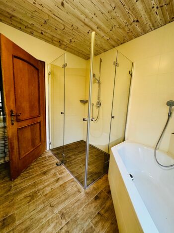 Eines unserer Badezimmer