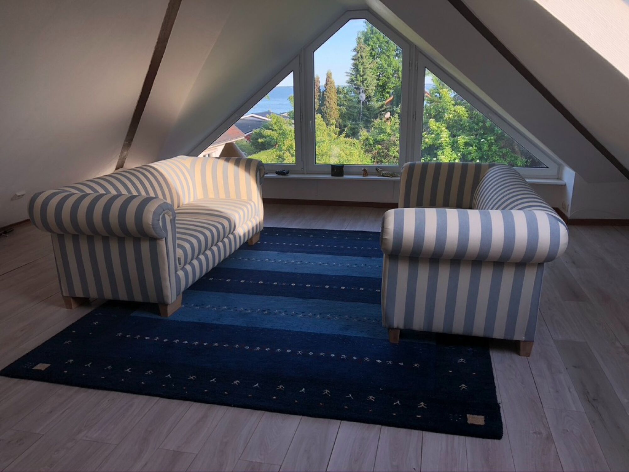 Schlafzimmer 6