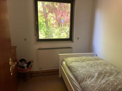 Schlafzimmer 4