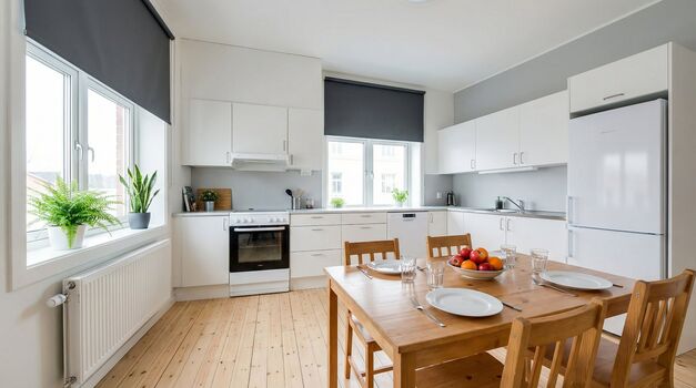 FL33 / TOMASZ-LIVING in NIEBÜLL - Nahe Bahnhof Bild 1