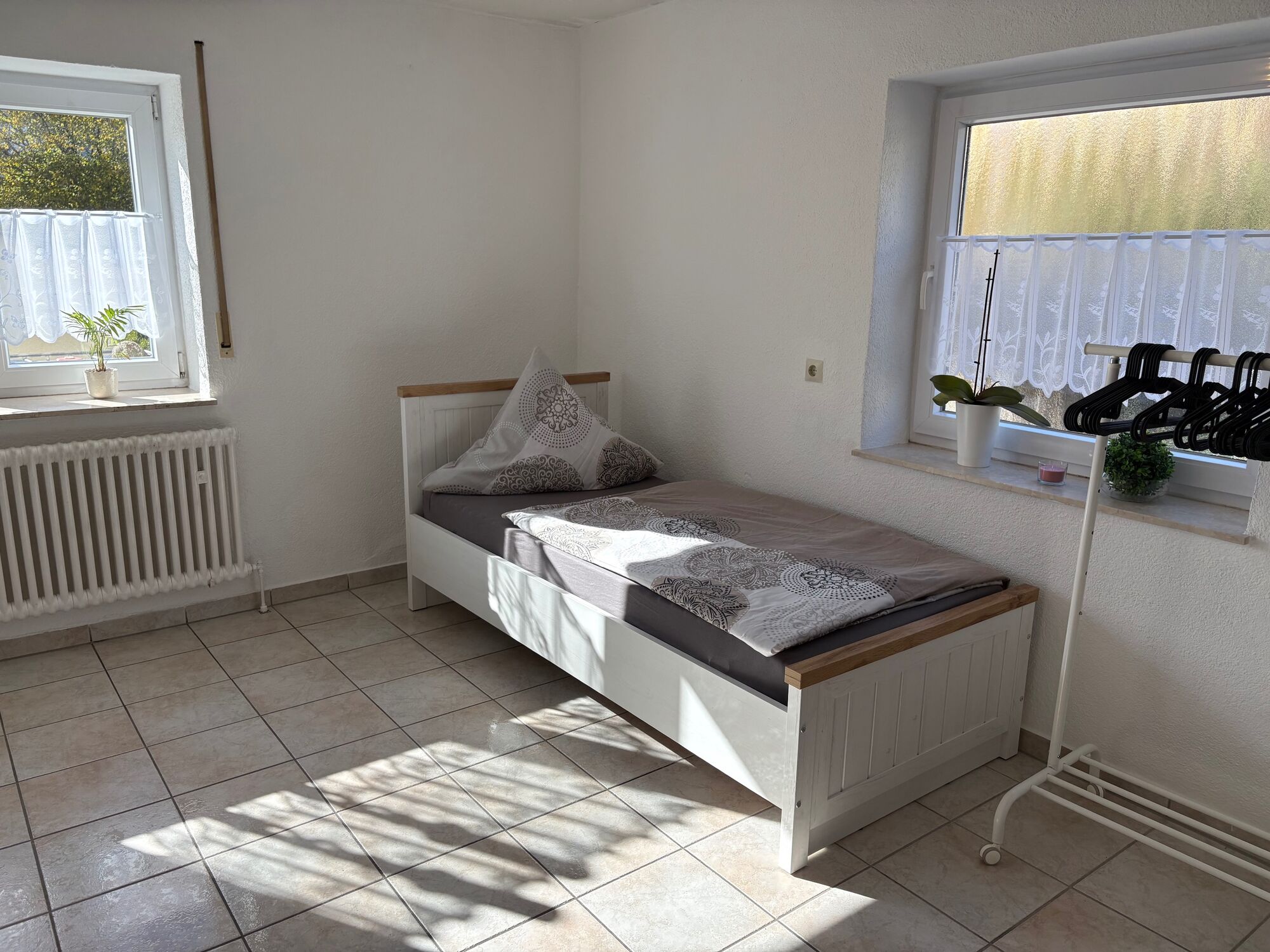 Schlafzimmer 1