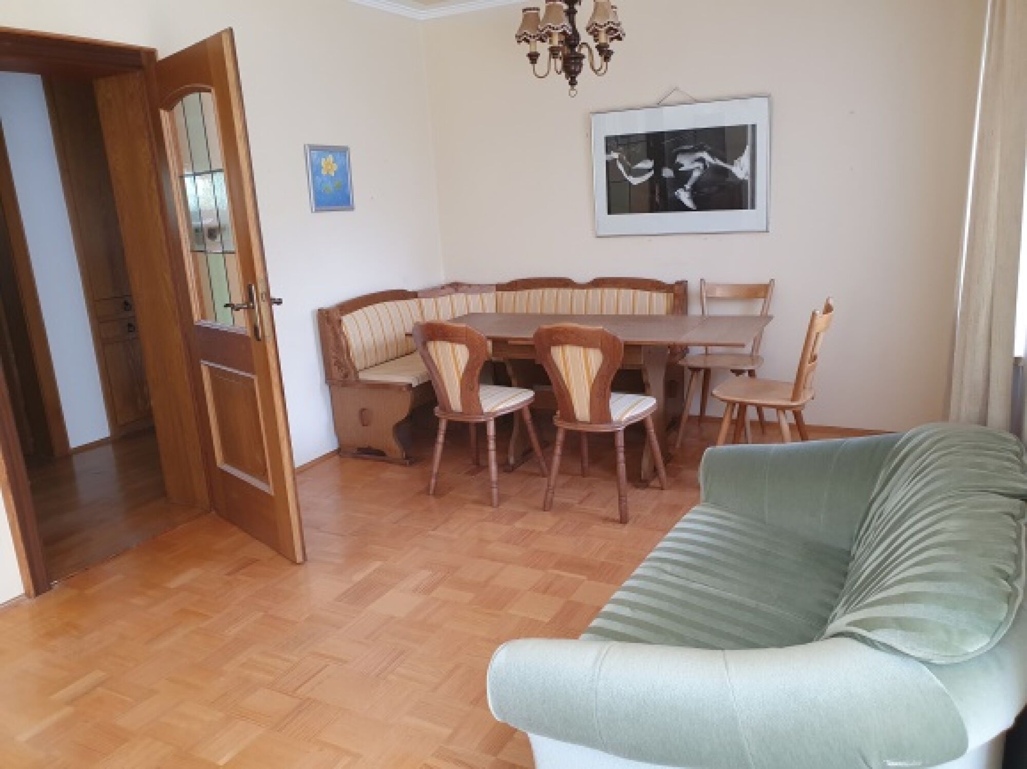 Essecke in Wohnzimmer