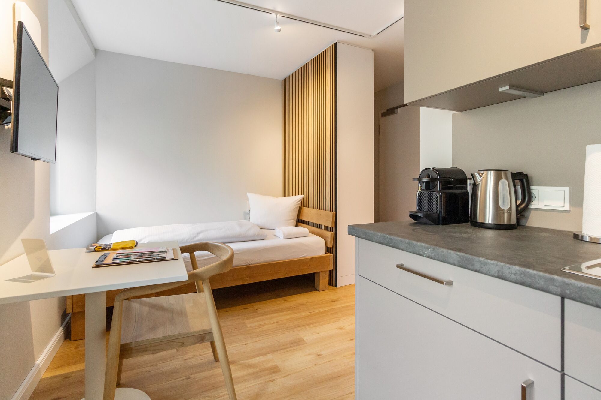 Apartment 9