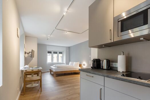 Apartment 10