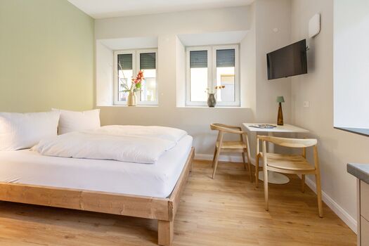 Apartment 5
