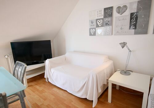 Studio Apartment und 120qm Wohnungen zentral in Oberhausen Foto 3