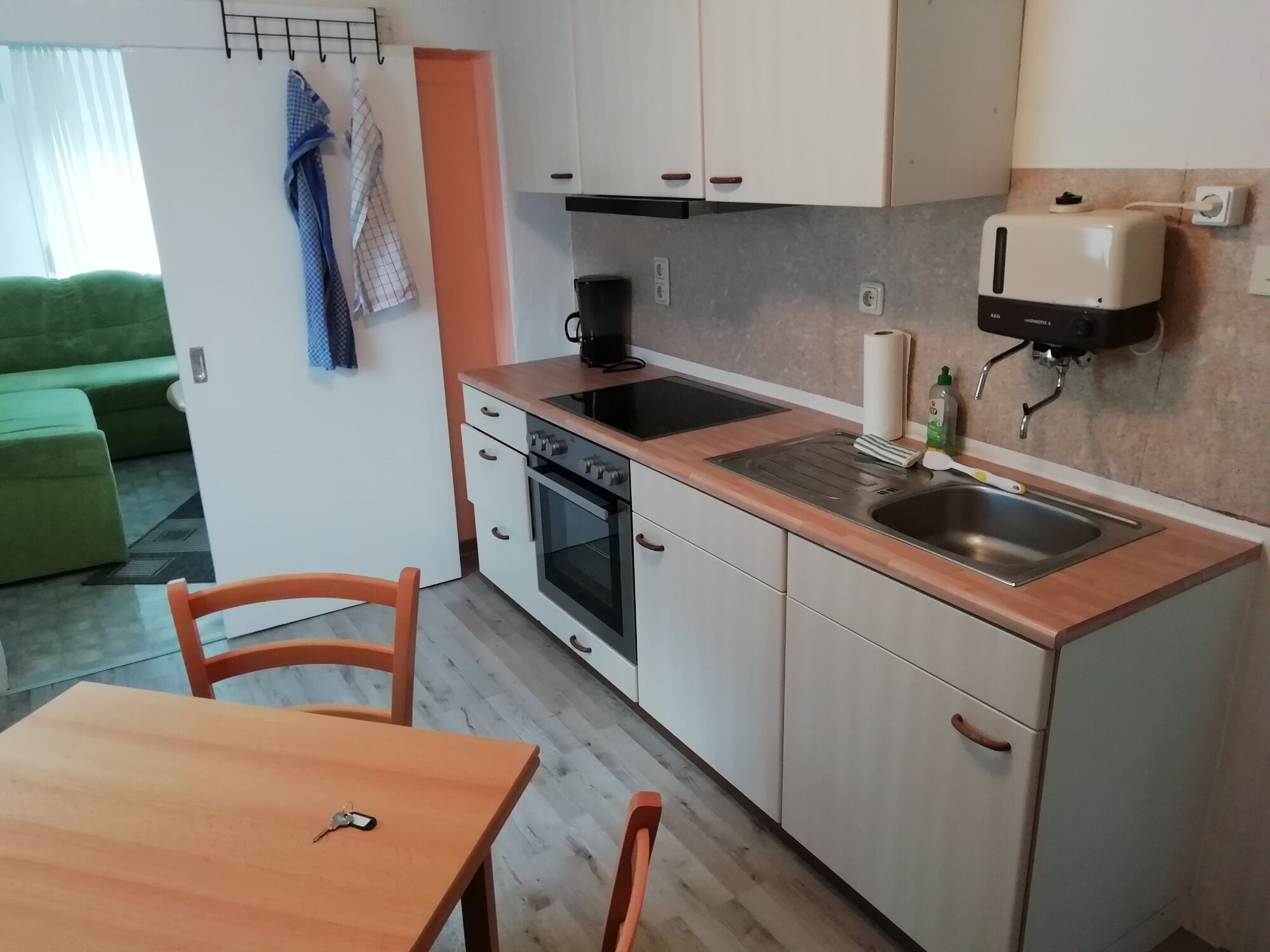 Küche FeWo "Rahrbach" + 2 Bilder