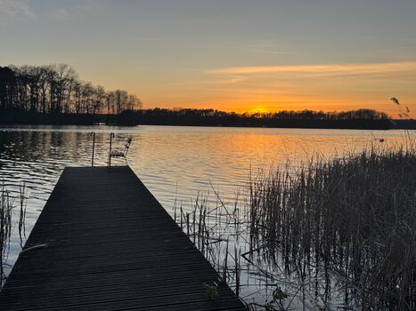 Direkt am See. Fußweg 3 min.