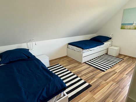 Schlafzimmer 2