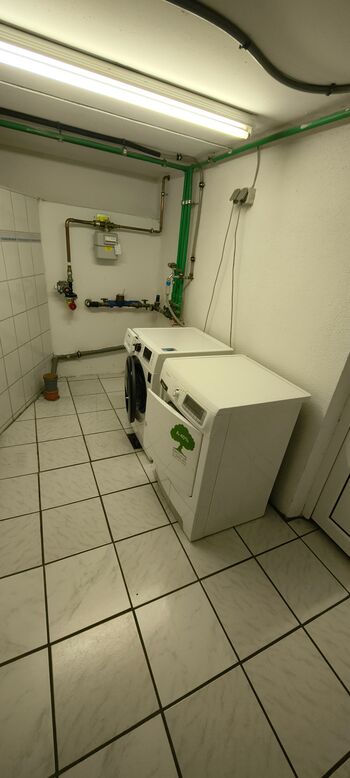 Waschmaschine & Trockner