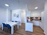 Suite4Me- Mainz Wiesbaden | 3 Zimmer I Balkon | Küche I WLAN Foto 10