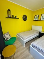 Schlafzimmer 1