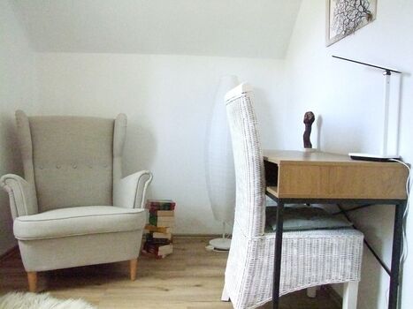 Büro / Leseecke