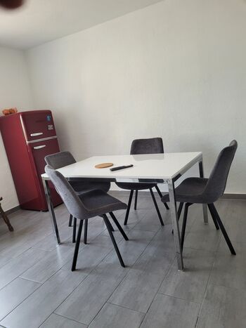 Küche mit Essbereich