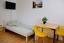 Drei einzelne Wohneinheiten - Ganzes Haus Bild 1