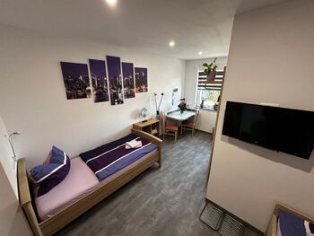 Zimmer 2