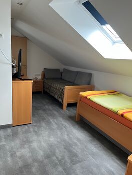 Zimmer 4